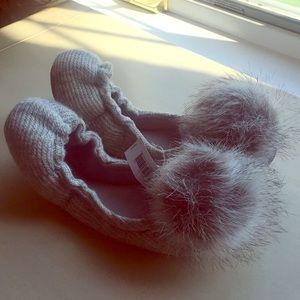 Banana Republic Pom Pom Slippers